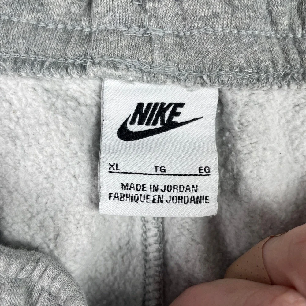 Nike Sweatpants Mens XL Gray Sportswear Club Fleece Open Hem BV2707-063